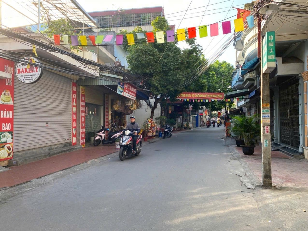 Chỉ Với 3,7 Tỷ Sở Hữu Ngay Nhà 2 Tầng 61M2 Mặt Đường An Dương, An Đồng Kinh Doanh Buôn Bán