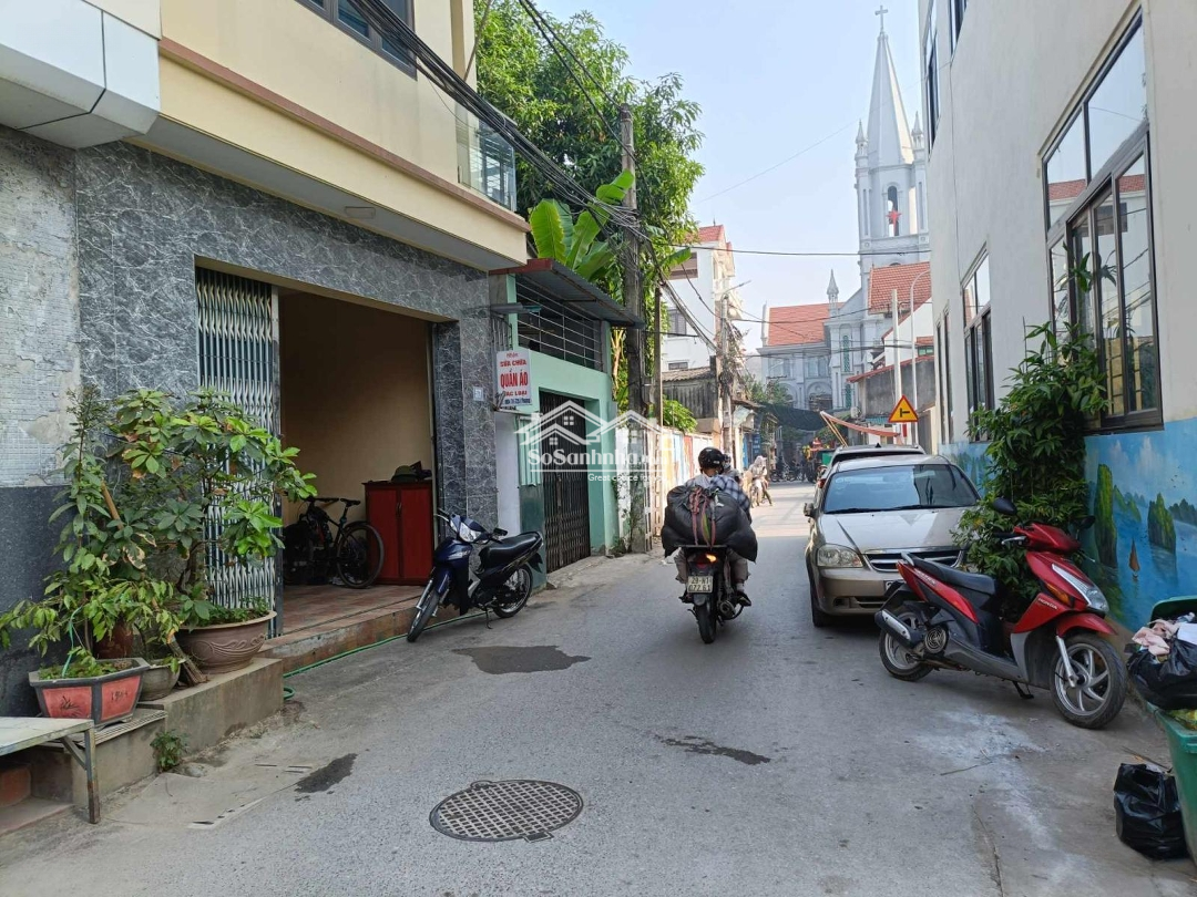 Tôi Chính Chủ Giảm 2 Tỷ Bán Nhà Mặt Phố Liên Xã Đông La, La Phù 162 M2, Căn Góc