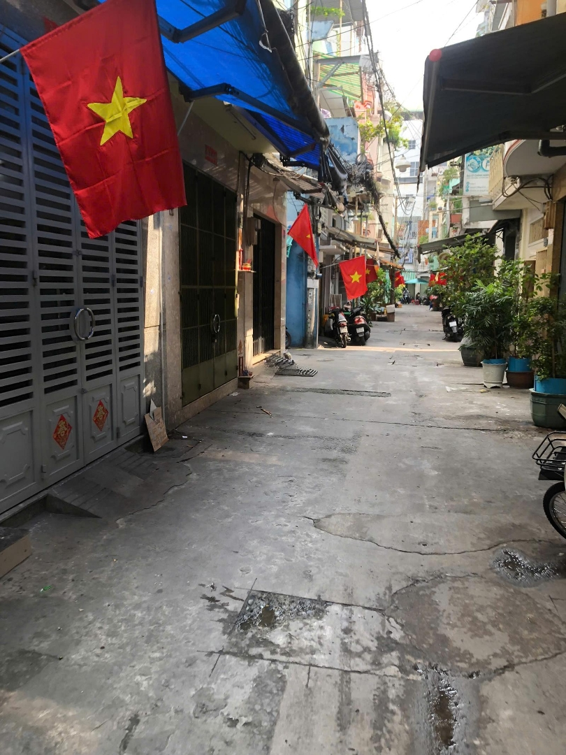 Bán Nhà Hẻm 4.5M Sát Mặt Tiền Nguyễn Tri Phương, P.4,Q.10. Trệt 2 Lầu, 3.4M X 9M. Chỉ 6.2 Tỷ