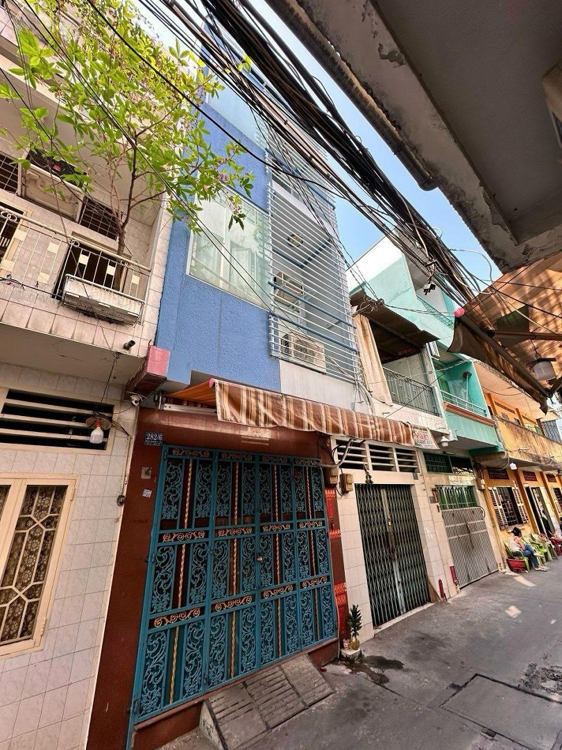 Bán Nhà Hẻm 4.5M Sát Mặt Tiền Nguyễn Tri Phương, P.4,Q.10. Trệt 2 Lầu, 3.4M X 9M. Chỉ 6.2 Tỷ
