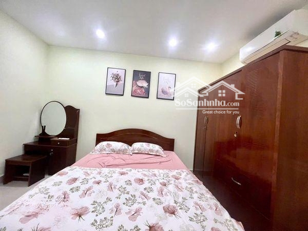Bán Căn Dic Phoenix View Hồ Cửa Chính Đông Nam. Gía Bán: 1.820Ty Thượng Lượng.