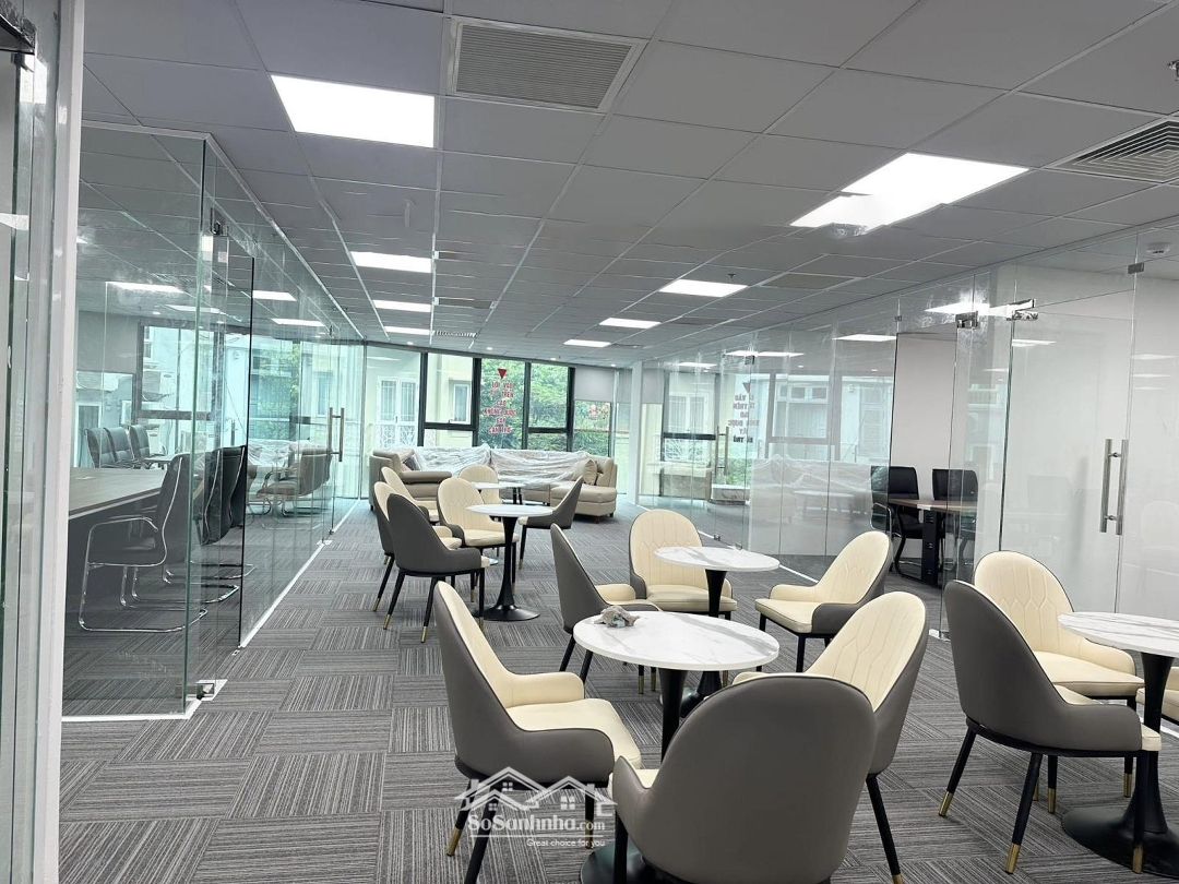 Cho Thuê Văn Phòng Mặt Phố Nguyễn Dudiện Tích180M2 Giá Sốc Chỉ 28 Triệu, Phù Hợp Nhiều Mô Hình