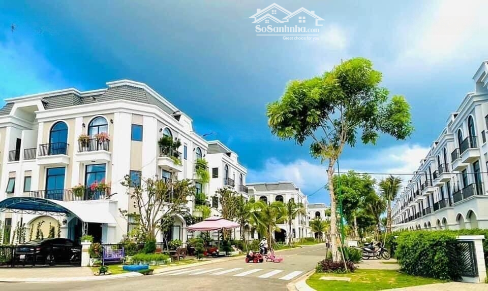 Bán Nhà Mặt Phố Tại Tân An Ngay Sát Aeon Tân An, Giá Tốt Chỉ 3,4 Tỷ, 100M2 Xây 1 Trệt 2 Lầu