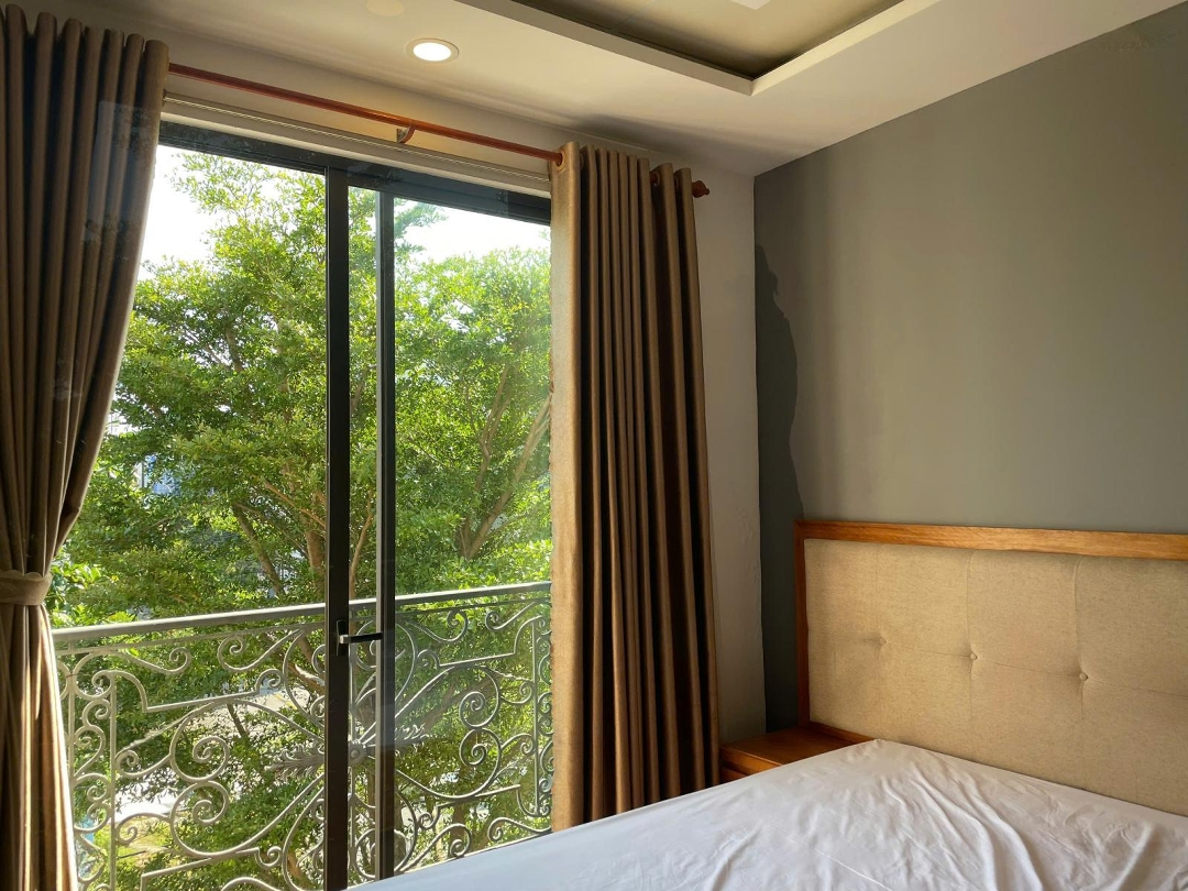Chính Chủ Cho Thuê Tòa Nhà Mới, Full Nt, 4 Tầng 7 Phòng Ngủ+ 8 Vệ Sinh Đường Nguyễn Xiển, Gần Biển, Gần Crowne