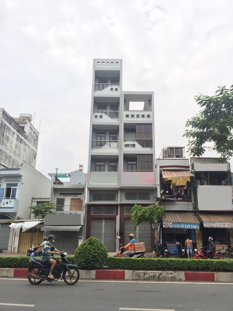 Mặt Tiền Lê Đại Hành, Nhà Mới - Có Thang Máy.