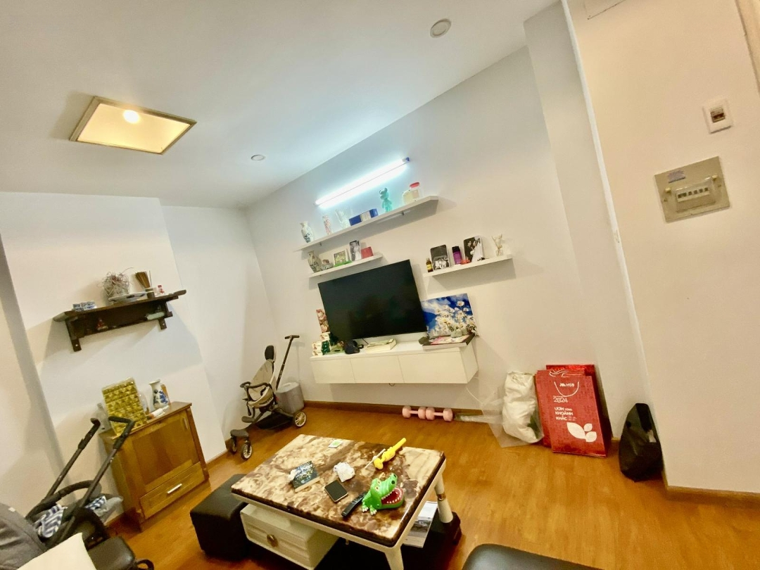Bán Căn Chung Cư 40M 1 Ngủ 2.8 Tỷ Nam Trung Yên - Cầu Giấy 0987,063.Hai 88