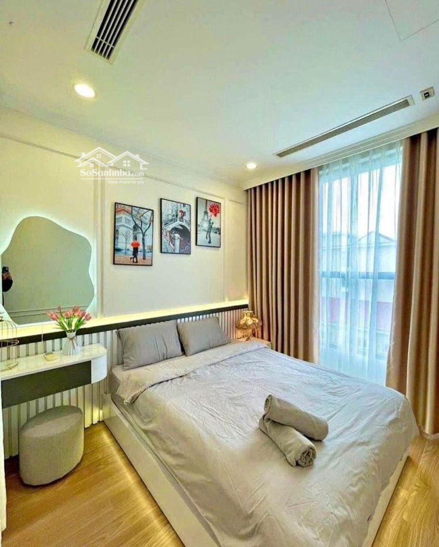 Chính Chủ Bán Gấp Nhà Tập Thể Thái Thịnh, Đống Đa, Căn Góc, 3 Ngủ, Đủ Công Năng, Ô Tô Đỗ Cửa