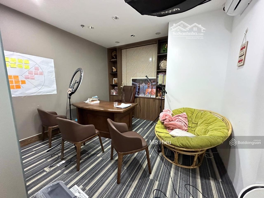 (Hiếm)Duy Nhất Thị Trường Nhỉnh 130 Triệu/M, Shophouse Chân Đế Giá Tốt Nhất Time City, Dòng 1.8+ Tỷ/Năm