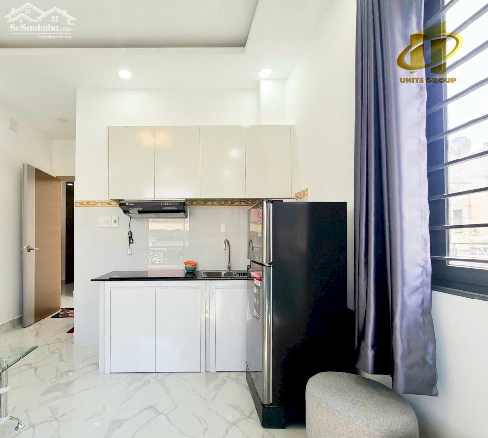 Cho thuê căn hộ ban công, Quận 4, gần CV Khánh Hội, cầu Ông Lãnh, cầu Kênh Tẻ