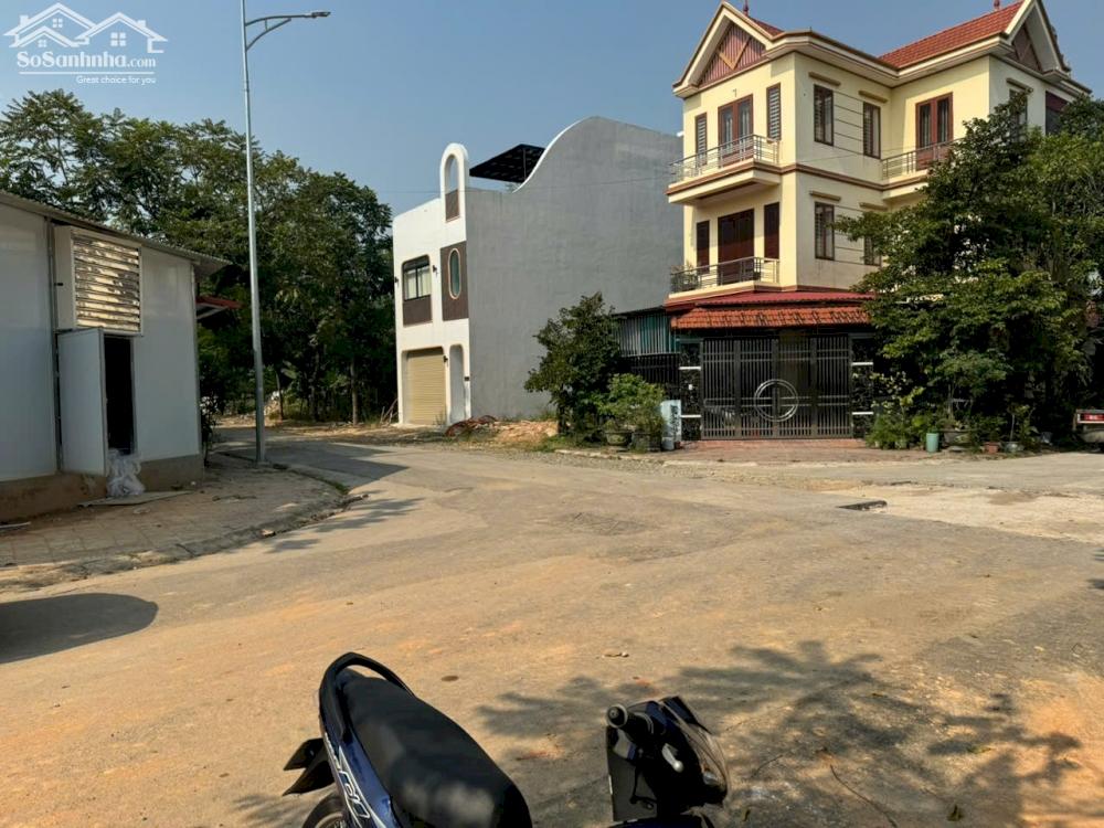 Bán đất phân lô băng 2 QL2c, Đồng tâm, Vĩnh yên. giá rẻ chỉ 2,1x tỷ