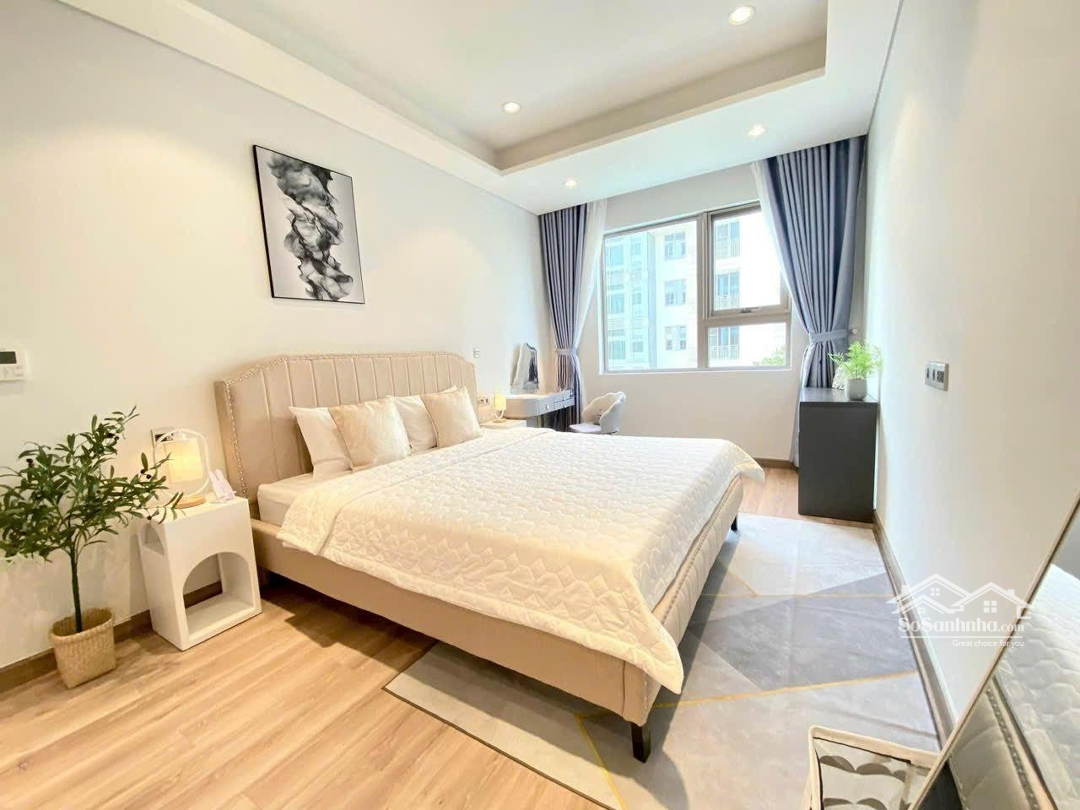 Gấp, Bán Căn Hộ Chung Cư Tại The Prince Residence 82M2 , 2 Phòng Ngủ Giá Bán 6.3 Tỷ Lh : 0901416964 Hân