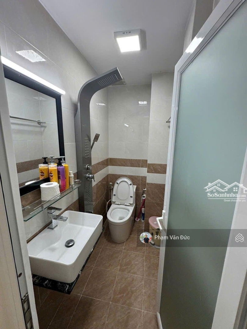 Bán Nhà 4 Lầu Sau Copmaxx Bình Triệu . Gigamai . 4 Pn 5 Wc . Giá 7,3 Tỉ