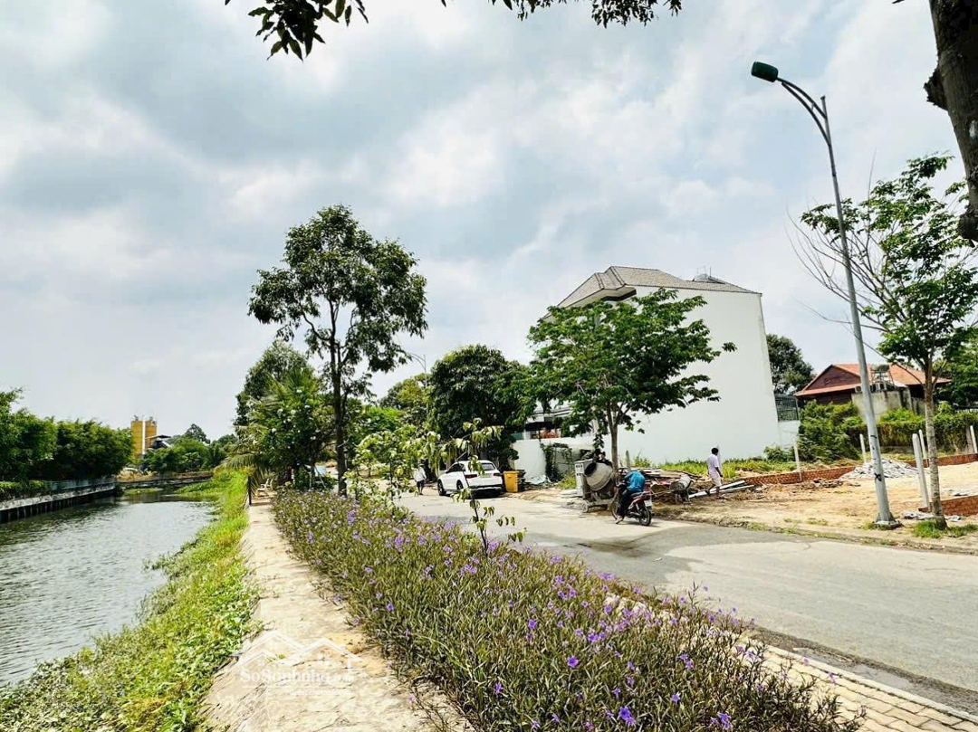 Bán Lô Đất Biệt Thự 10X22M Sát Đường Bờ Sông Kinh Doanh, Full Thổ Cư - Đường 12M, Giá Rẻ Nhất