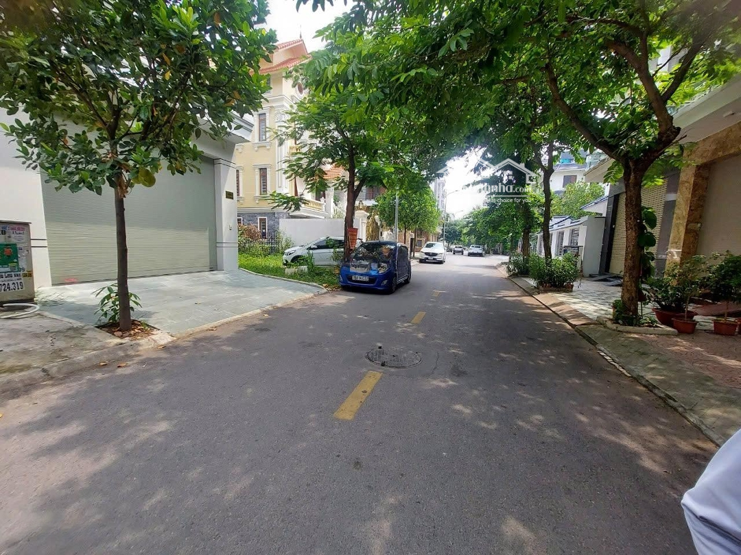 Giá Quá Hợp Lý Cho Lô Đất Mặt Đường Hoàng Ngọc Phách - Mặt Tiền 5M - Giá Bán 6.2 Tỷ Thỏa Thuận