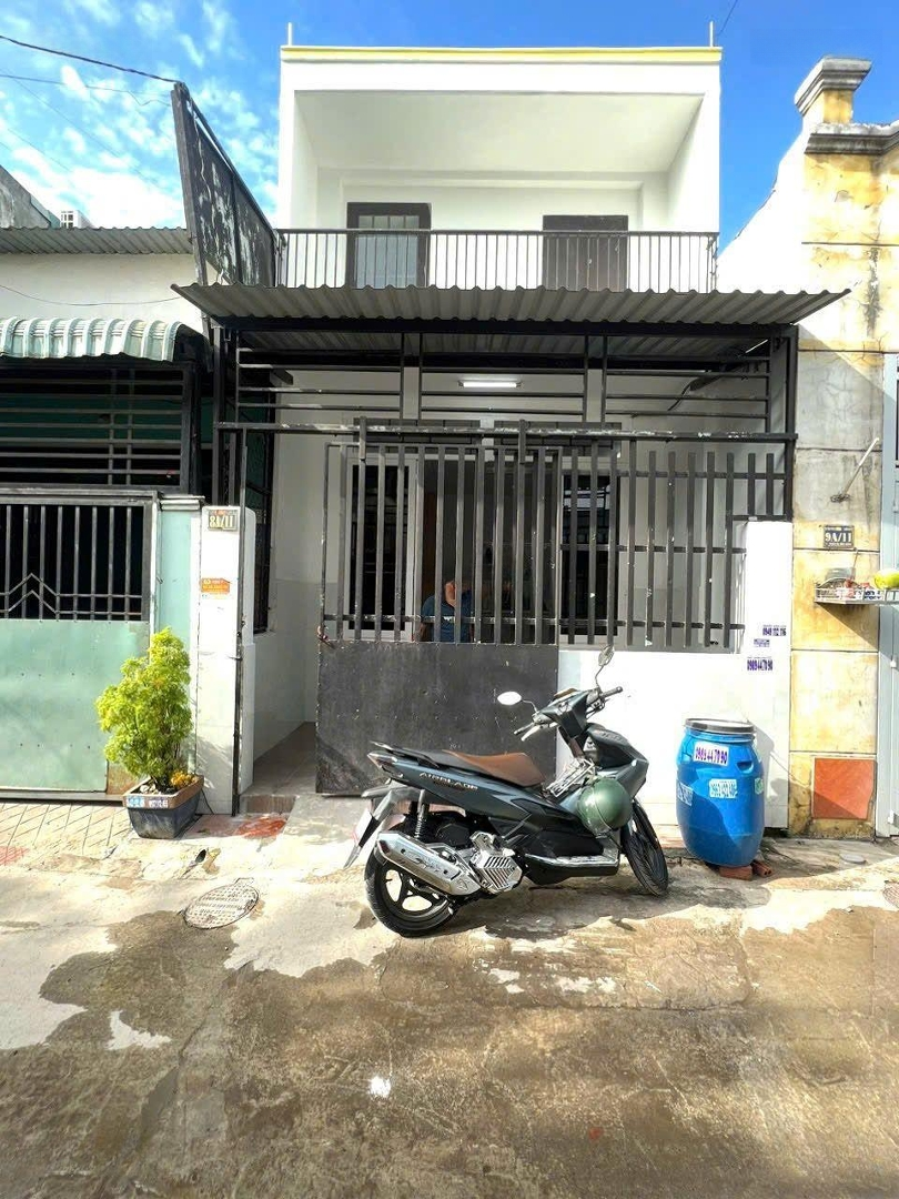 Bán Nhà Sổ Chung 60M Bình Chuẩn Thuận An Gần Ngả 4 Miếu Ông Cù Giá Bán 1Ty 050 Triệu