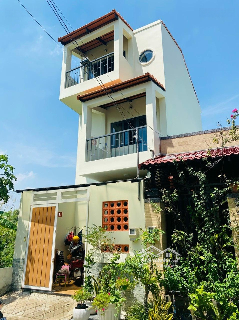 Nhà Đẹp 3 Tầng Bưng Ông Thoàn - Phú Hữu - Hẻm Ô Tô 8M - Diện Tích: 56M2 - Giá Hạt Dẻ Chỉ 4,3 Tỷ