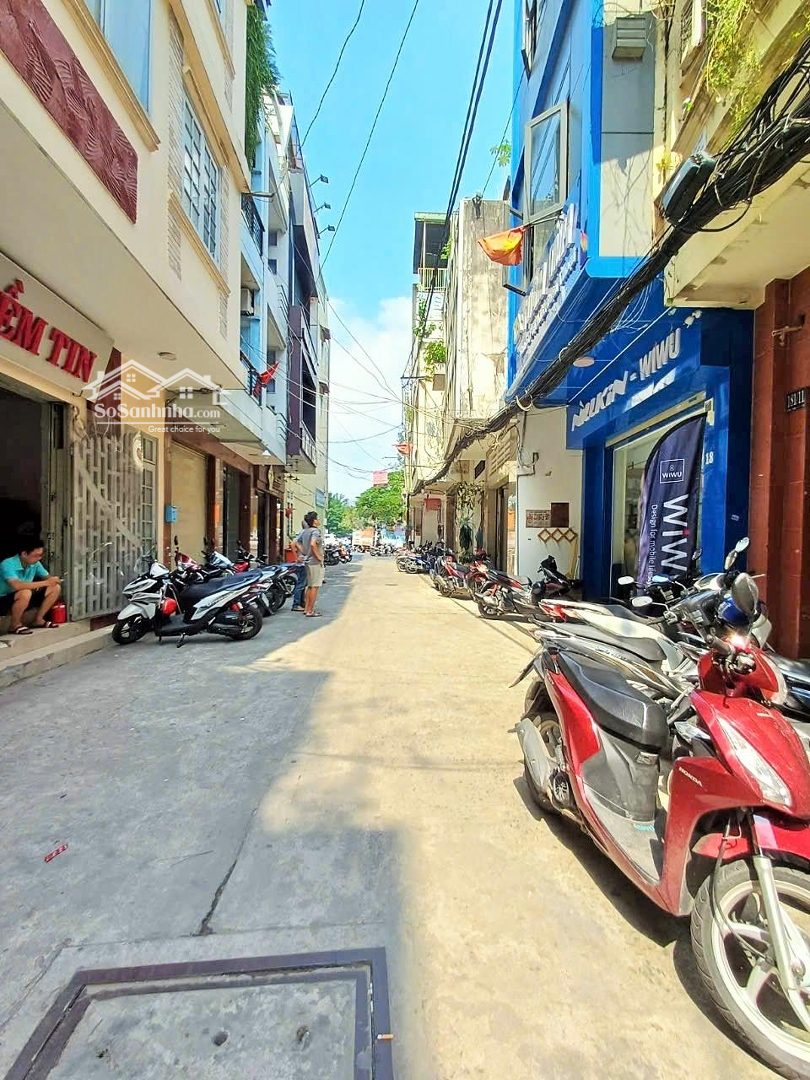 Cho Thuê Nhà Nguyên Căn Số 181/11 Đường 3/2, P11, Q10.Dt 4X14M, 1 Trệt, 1 Lầu,