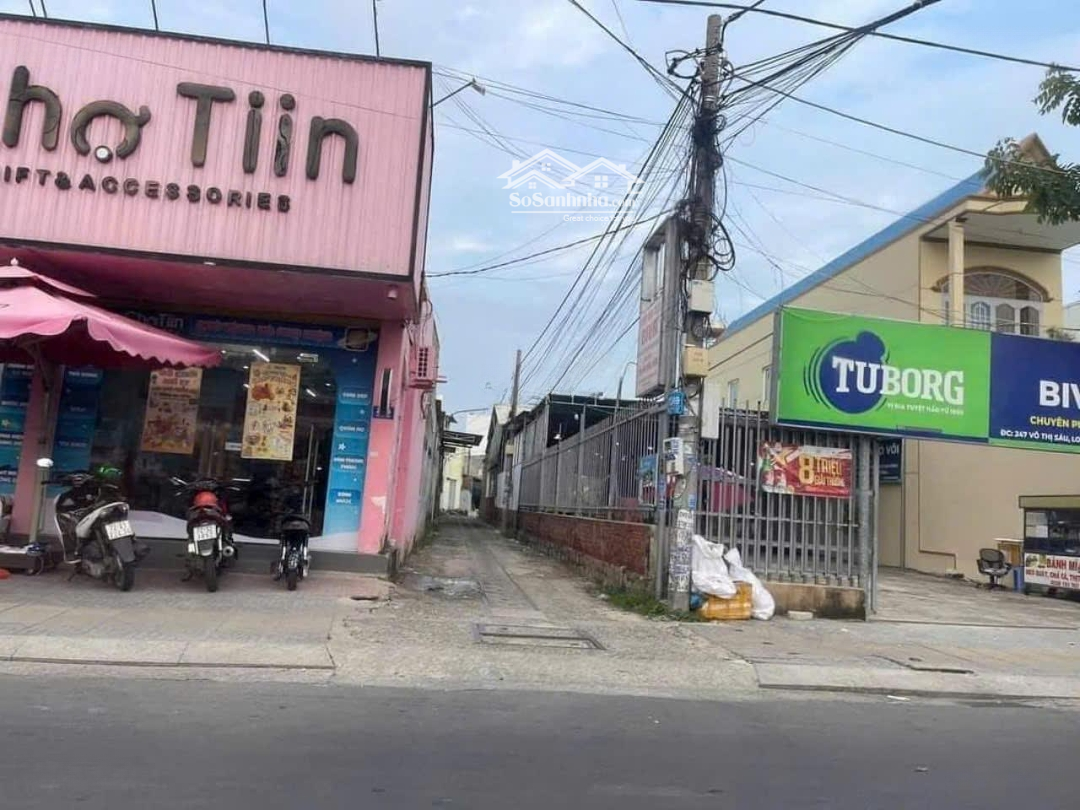 Bán Đất Long Hải Vị Trí Đẹp Ngay Nhà Thuốc Long Châu Đường Số 7 Long Hải,Cách Chợ Mới Tầm 700 M.
