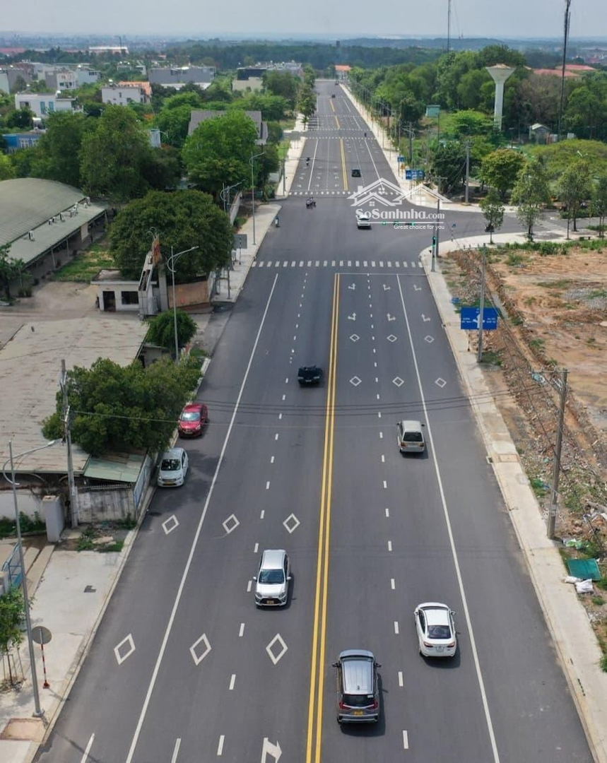 Bán Đất Long Hải Vị Trí Đẹp Ngay Nhà Thuốc Long Châu Đường Số 7 Long Hải,Cách Chợ Mới Tầm 700 M.