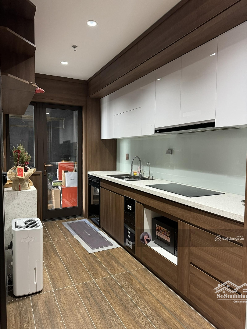 Cho Thuê Căn Hộ Chung Cư Ct2B 36 Hoàng Cầu, 85M2, 3 Pn Đủ Đồ Giá Chỉ 16 Triệu/Th. Liên Hệ: 0983 364 671