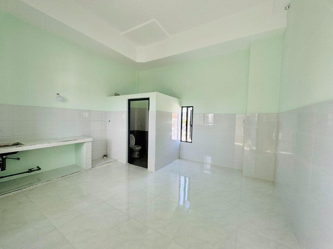 Bán Nhà Trọ 3 Tầng Mặt Tiền 7,5M Dài 20M