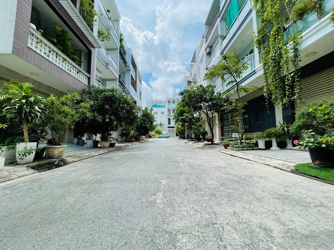 Bán Nhà Phố 3 Lầu (4X17,5M), P. Phú Mỹ, Q.7 Khu Công Ích Quận 4 Liền Kề Phú Mỹ Hưng Giá Bán 11,8 Tỷ