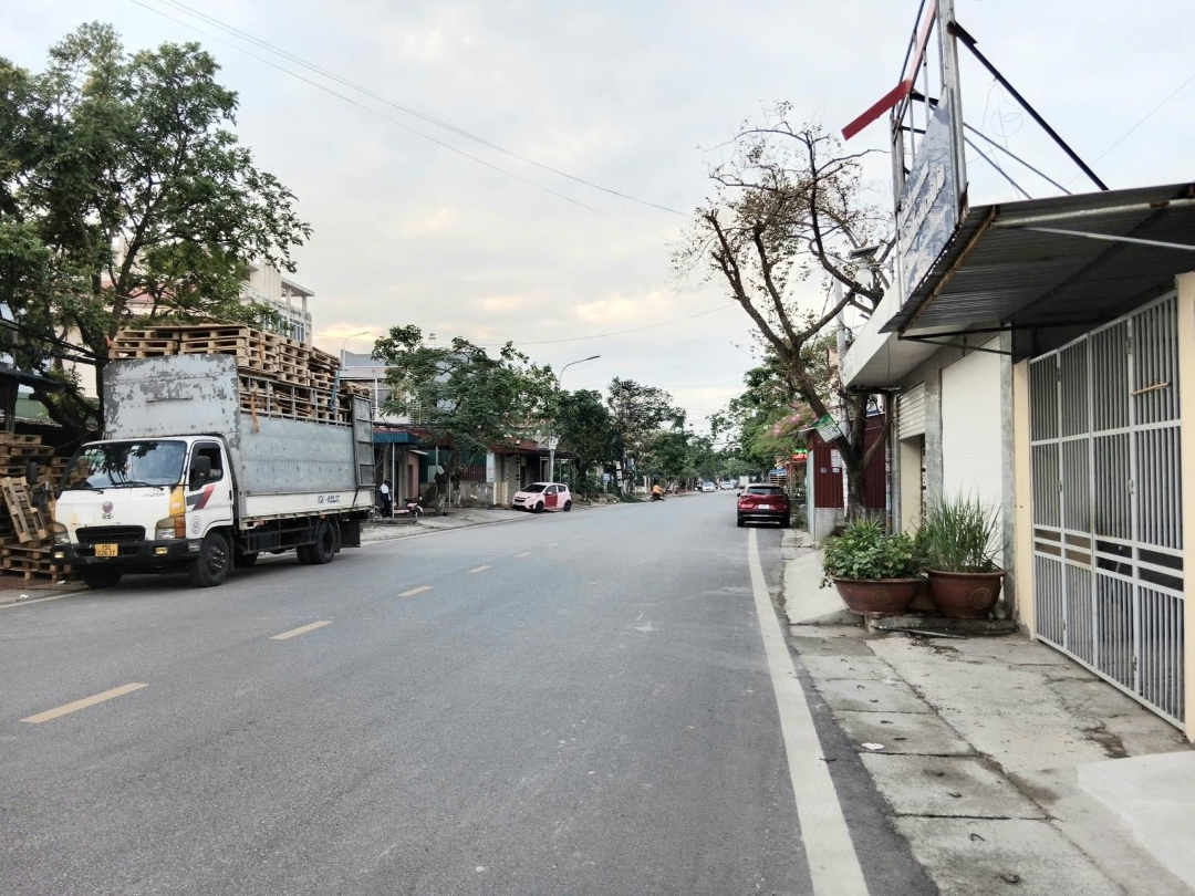 Bán Lô Nhà Đất 100M2 Mặt Đường 208, An Đồng, An Dương Giá Chỉ 3,65 Tỷ