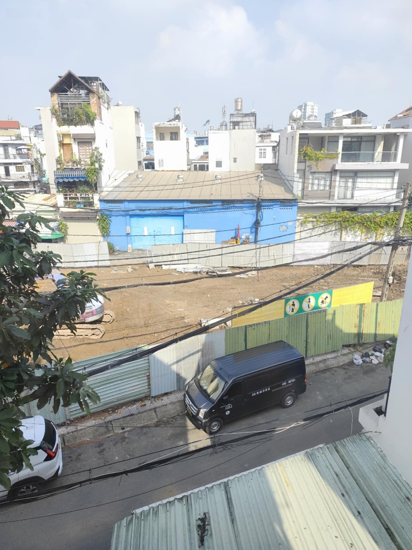 Bán Nhà Lô Gốc Hẻm 100 Bình Thới Q11 View Công Viên 8X14M, 3Lầu 15.5 Tỷ