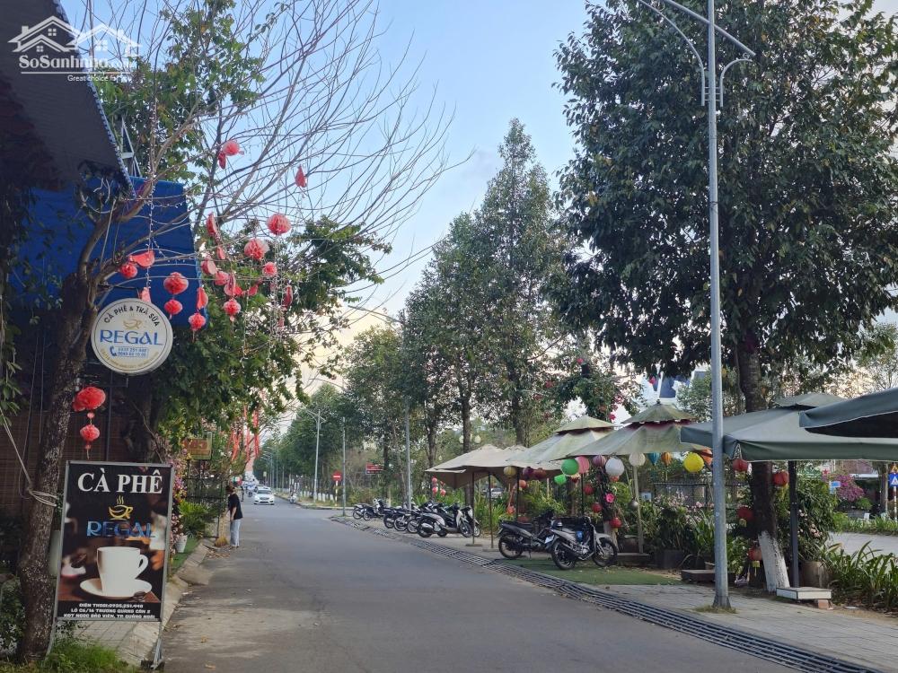BÁN NHÀ MẶT TIỀN TRƯƠNG QUANG CẬN KDDT NGỌC BẢO VIÊN ĐỐI DIỆN BỜ HỒ,TRỤC CHÍNH TTTP QUẢNG NGÃI