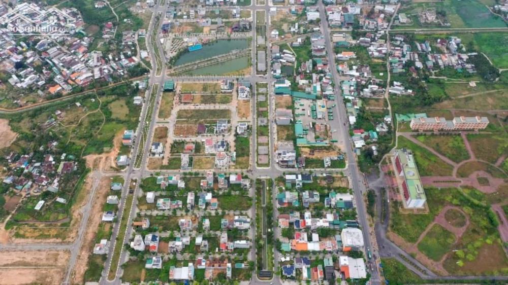 BÁN NHÀ MẶT TIỀN TRƯƠNG QUANG CẬN KDDT NGỌC BẢO VIÊN ĐỐI DIỆN BỜ HỒ,TRỤC CHÍNH TTTP QUẢNG NGÃI