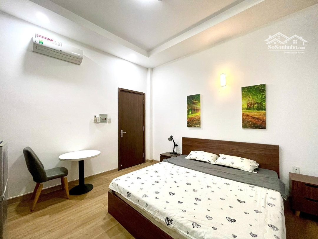 Trống Phòng Full Nội Thất, Thang Máy Ngay Ngã Tư Phú Nhuận