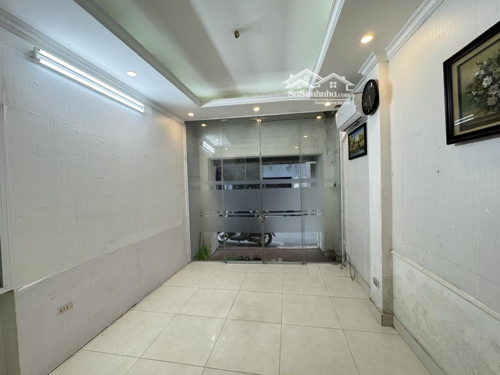 Bán Nhà Phạm Văn Đồng - Ngõ Ô Tô - Kinh Doanh Tốt -Diện Tích35M2 - Nhỉnh 7 Tỷ