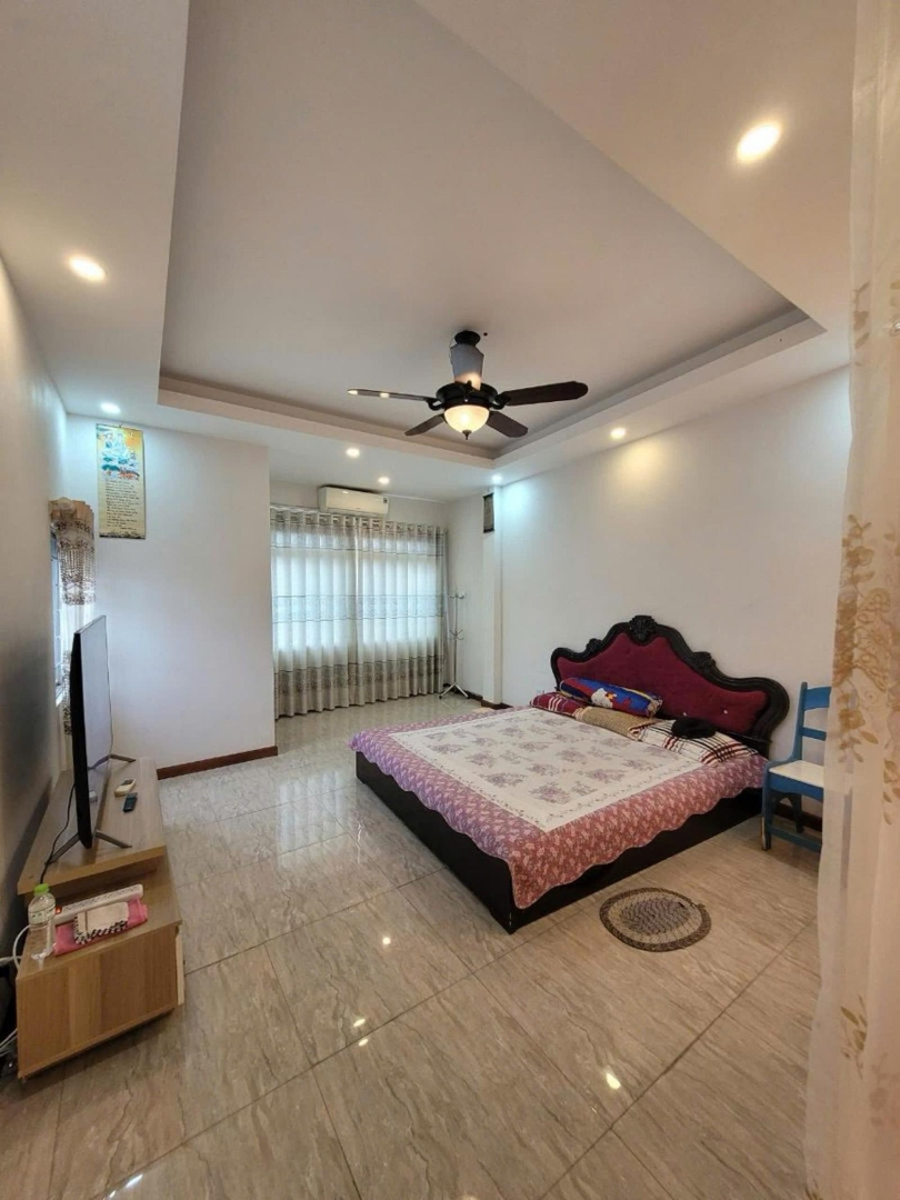Bán Nhà Phố Nguyễn Lương Bằng - Đống Đa 38M2 6 Tầngmặt Tiền4,2M Giá Bán 8,5 Tỷ