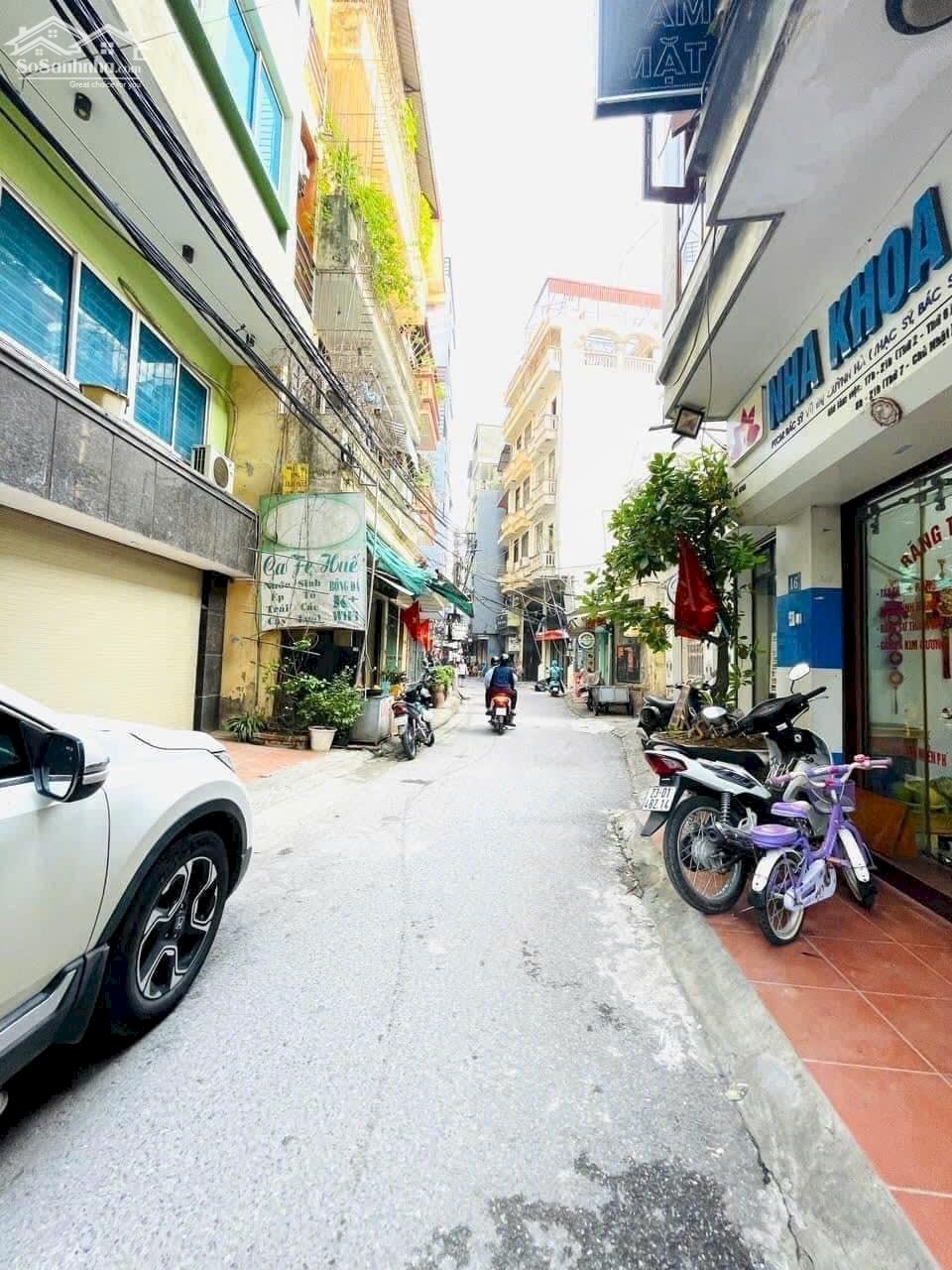 NHÀ PHỐ HUỲNH THÚC KHÁNG ĐỐNG ĐA, Ô TÔ TRÁNH KINH DOANH, 26M* 6 TẦNG, MT 4M