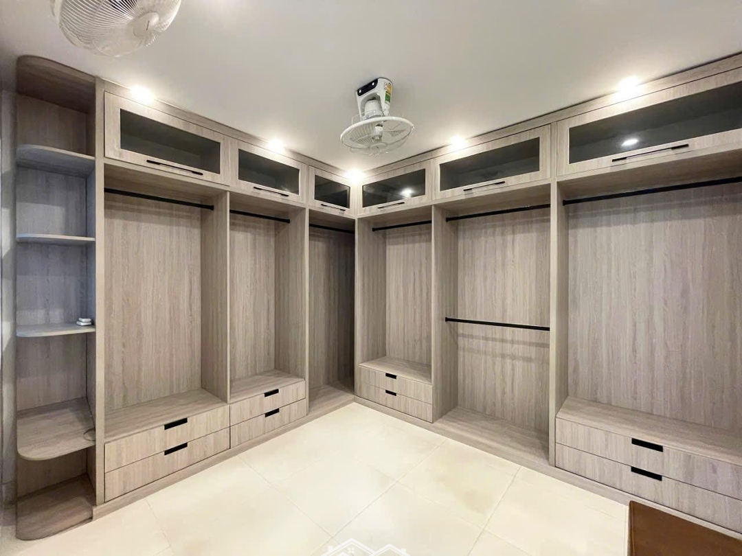 Bán Nhà 5 Tầng Dân Xây Lô 22 Lê Hồng Phong - Hải Phòng