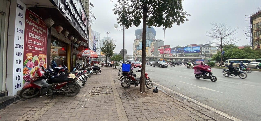 Bán Nhà Mặt Phố Trường Chinh 88M 4 Tầng - Kinh Doanh - Dòng Tiền.
