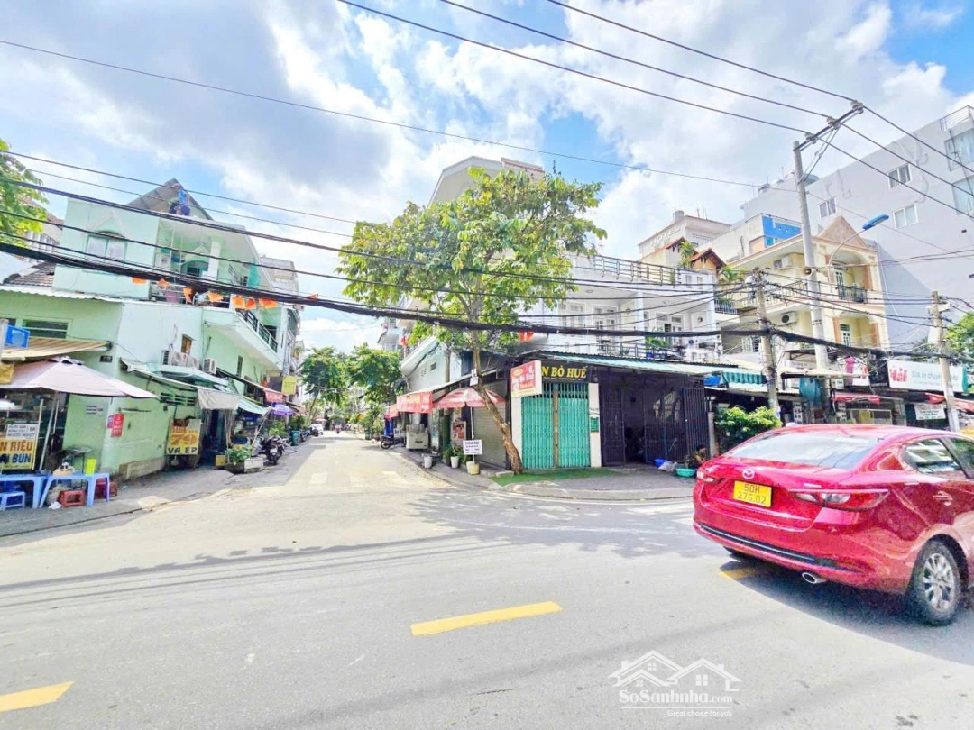 Bán Nhà Góc 2Mt Lý Phục Man, Bình Thuận, Quận 7. Dt(8X25M), Xd: Hầm 7 Tầng, Hđt 200 Triệu. Giá: 27 Tỷ