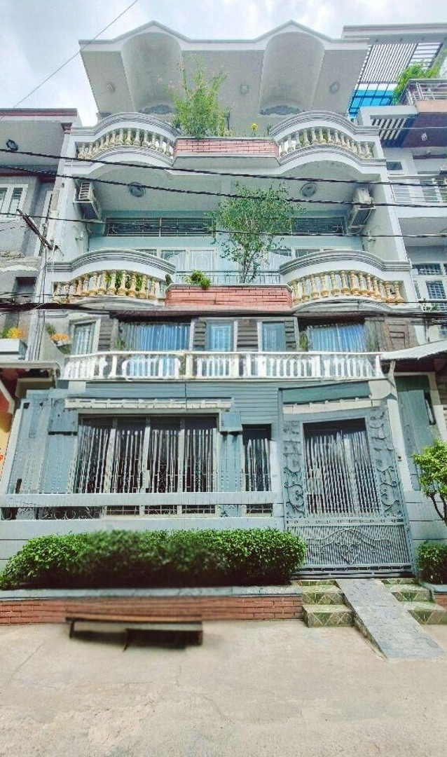 Nhà Lớn Cặp Đôidiện Tích7 Dài 14M - 3 Tầng+ Sân Thượng - Hẻm Lớn Thẳng 8M