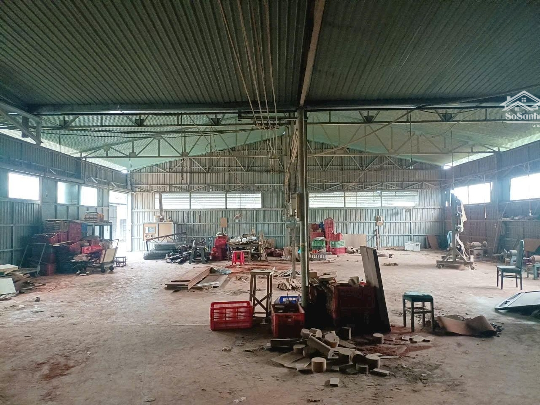 Xưởng Cho Thuê Xtt Hóc Môndiện Tích2600M Giá 75 Triệu/Tháng