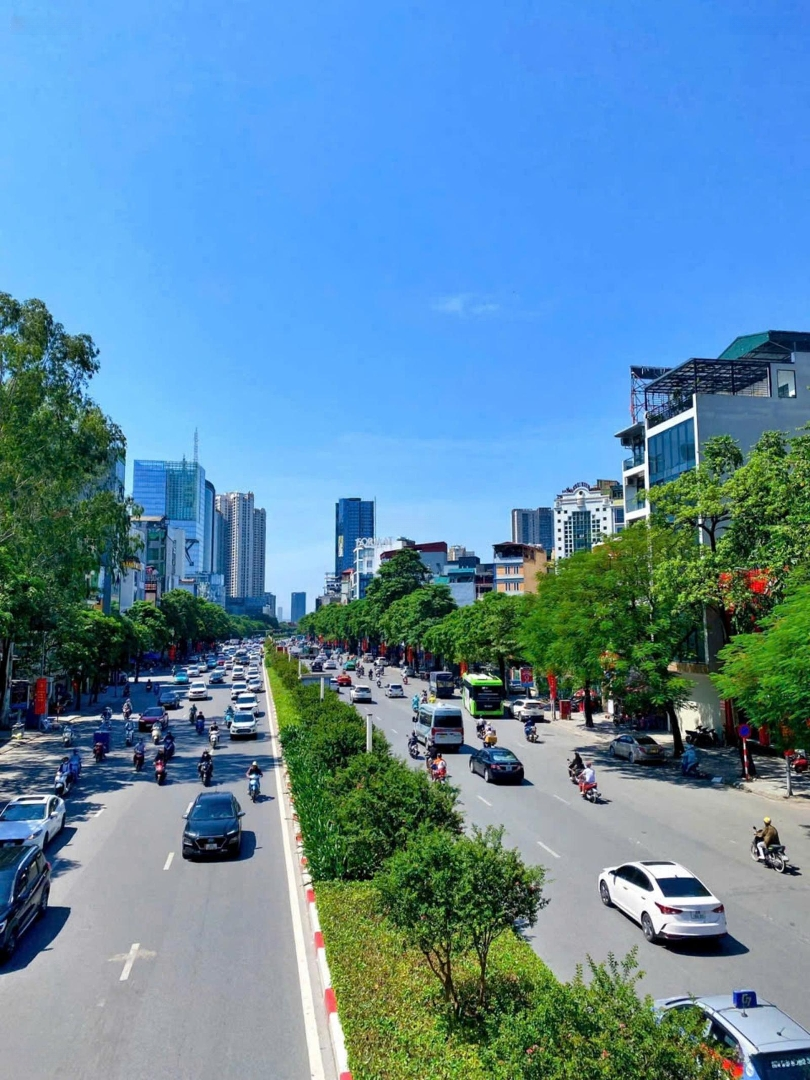 Bán Nhà Mp Trần Duy Hưng,1 Nhà Ra Phố,2 Mặt Tiền,Ô Tô Tránh,Vỉa Hè,8 Tầng Thang Máy,75M2 Giá Đầu Tư