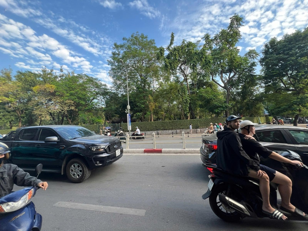 Giá Đầu Tư Mp Tôn Đức Thắng Hơn 70 Tỷ 140M2Mặt Tiền9M Ô Góc 2 Mặt Tiền Ngõ Bên 15M View Đh Quốc Tử Giám