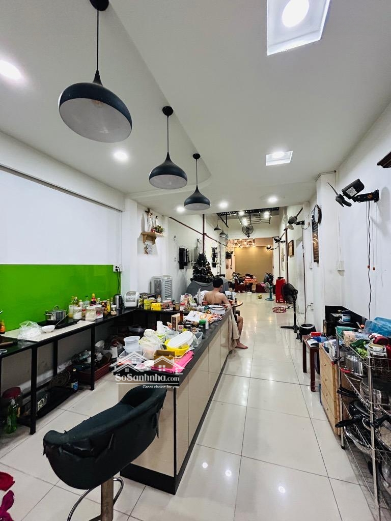 Nhà Mặt Phố Giá Rẻ Hơn Hẻm. Bán Nhà Mặt Tiền, Ngang 8M, Tặng Nhà 2 Tỷ, Đường Phạm Thế Hiển, Quận 8