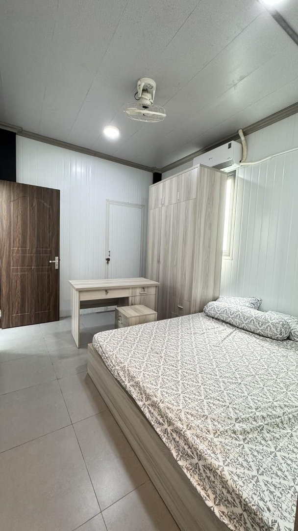 Ngộp - Mặt Tiền Kinh Doanh Tôn Thất Thuyết - Quận 4 - Ngang Hơn 5M - Nở Hậu - 3 Tầng - Giá Bán 17.6 Tỷ