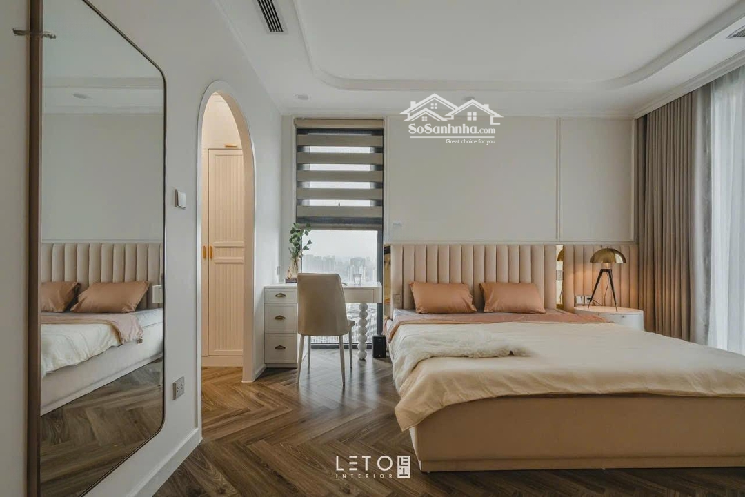 Giá Cực Sốc Căn Hộ 81M2 2N 2 Vệ Sinhtầng Trung Đẹp Nội Thất Đẹp View Thoáng Ở Trung Yên Plaza Giá 5,8 Tỉ