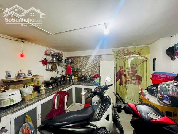 Đường Cầm Bá Thước Quận Phú Nhuận Phường 7.