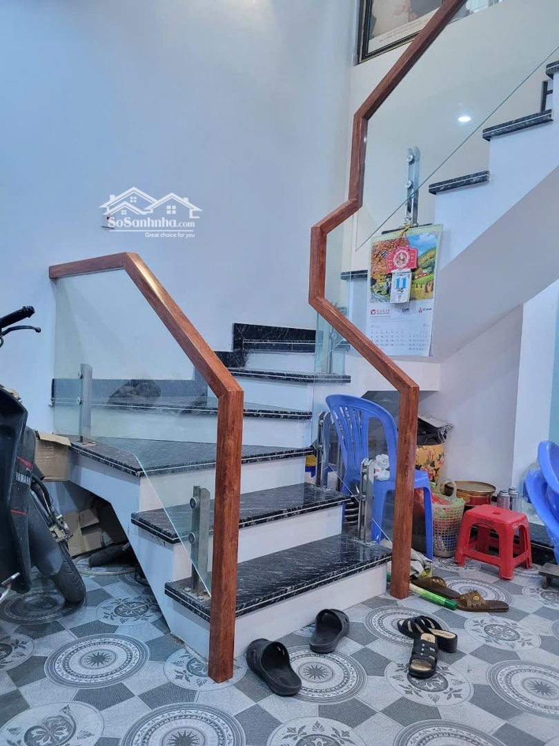 Bán Nhà 4 Tầng Dân Xây Độc Lập Chợ Đồng Tải Phù Liễn Kiến An Hải Phòng, Oto Tránh Nhau, Giá Bán 2.7 Tỷ.