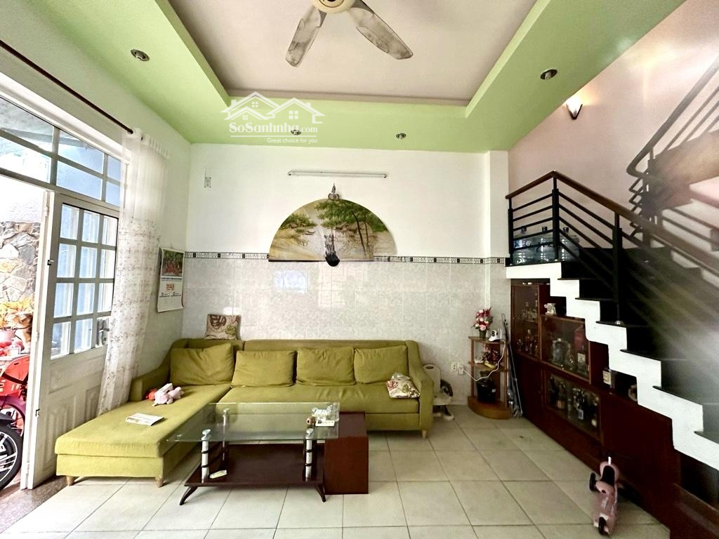 Hiếm Có Khó Tìm! Bán Đất Tặng Nhà 3 Tầng 130M2 - Ngang Gần 6M - Hẻm Xe Hơi - Giá Chỉ " 91 Triệu/M2"