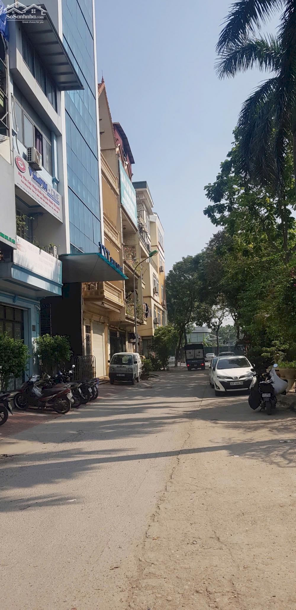 Bán nhà phố Bùi Huy Ích Hoàng Mai kinh doanh 24 tỷ. Nhà 2 mặt phố