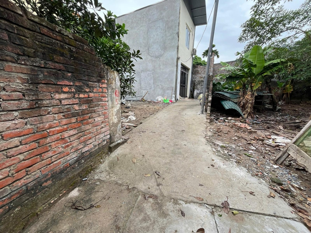 Bán Lô Đất Thổ Cư Ở Xã Kiêu Kỵ Giáp Vinhomocepak 1 Gia Lâm, Đường Oto Vào Tận Đất, Diện Tích: 100M Giá Bán 3,7Ty