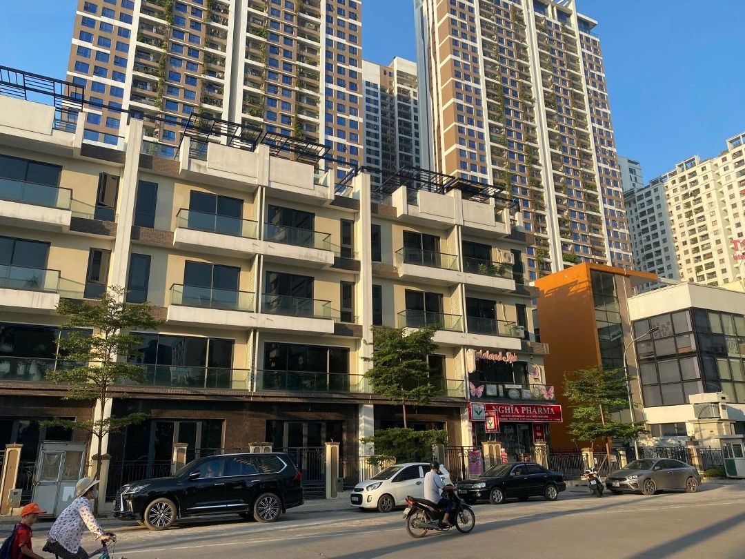Cho Thuê Lô Góc Shophouse H7 Starlake 165M2, Giá Bán 110 Triệu Tại Đường Xuân Tảo